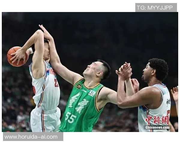 CBA季后赛激战辽宁对阵新疆首场较量精彩回顾与分析