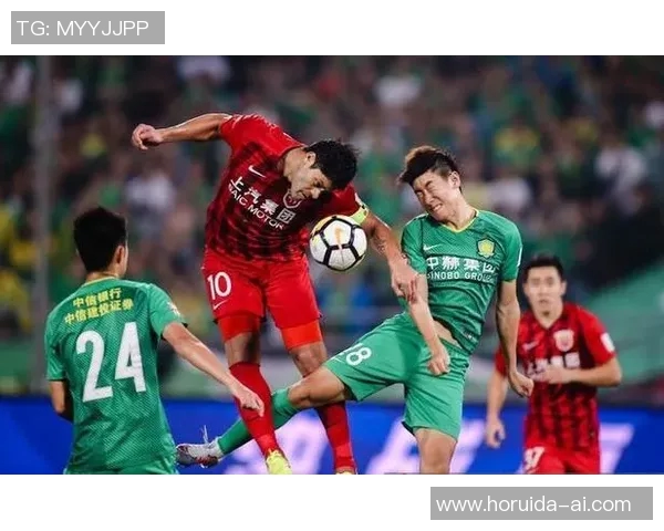 上港与重庆精彩对决重播回顾赛场瞬间与精彩进球分析